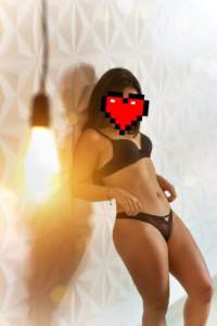 Bahçelievler - Sefakemal Escort Bayanı: Fazlasıyla Güzel, Tutkulu ve Kendini Beğendirmekten Hoşlanan