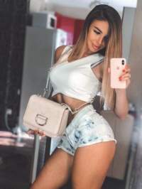 Bahçelievler-Sefaköy Escort Olarak Sizinle Her Anı Paylaşmak İsteyen Kadın