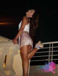Meram Bağları Escort: Sıradışı Anlara Tanıklık Edin