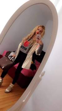 Selçuklu Merkez Escort'ta Unutulmaz Anılarınızın Anahtarı: Ayşen