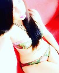 Sizin için İdeal Meram Bağları Escort: Çarpıcı İpek
